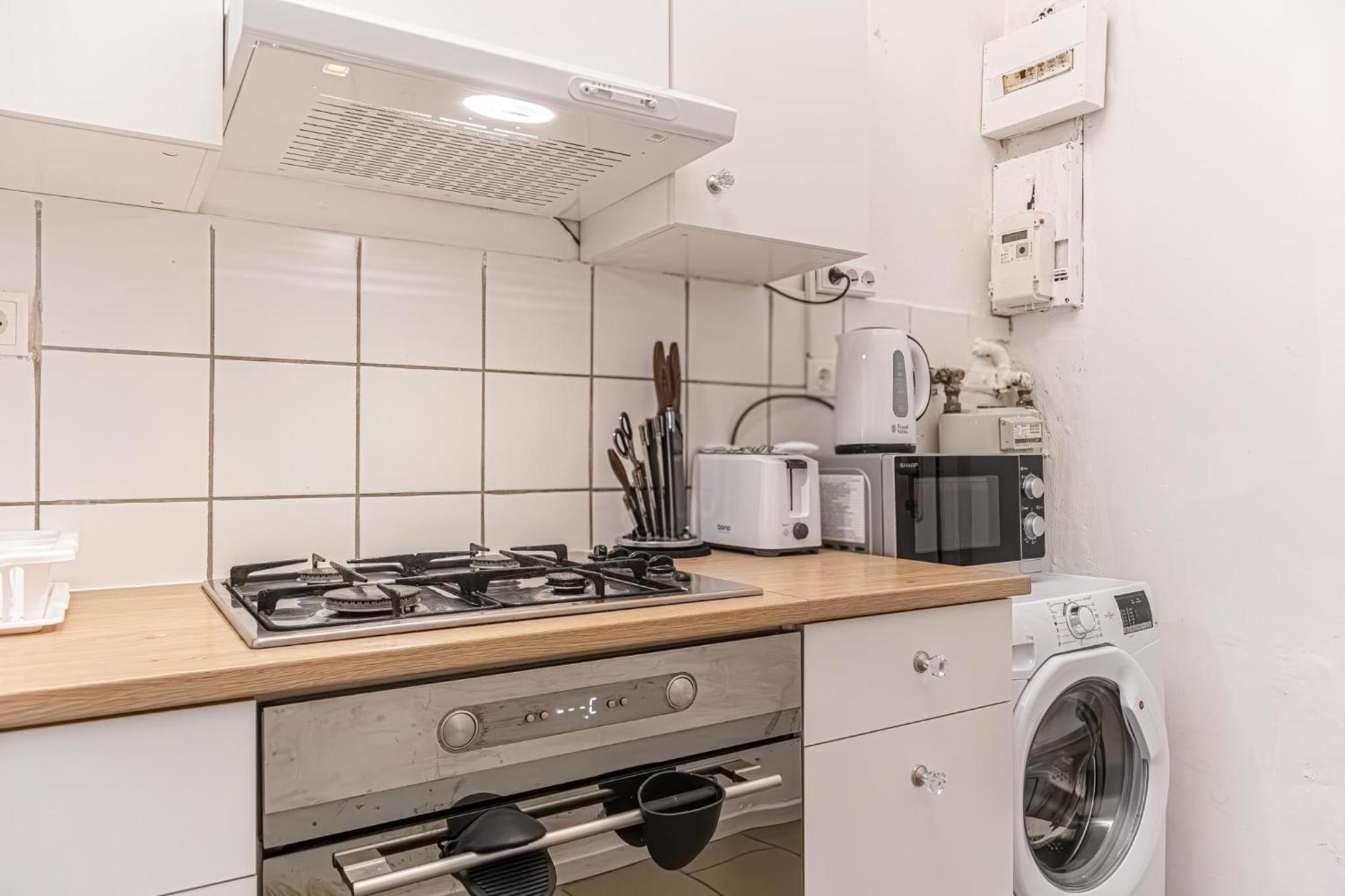Budget-Friendly 2Br Apt With Great Location Apartment Wien Ngoại thất bức ảnh