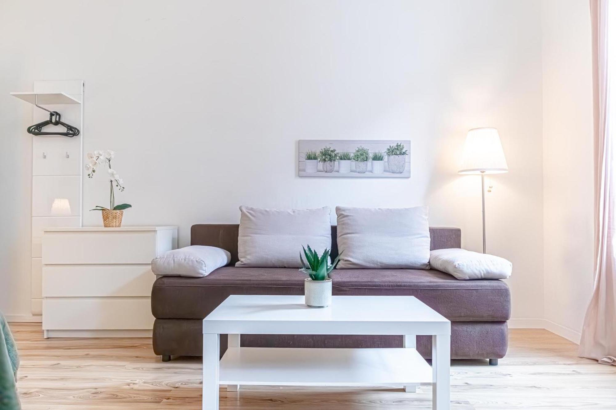 Budget-Friendly 2Br Apt With Great Location Apartment Wien Ngoại thất bức ảnh